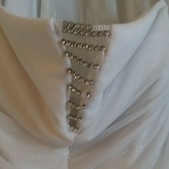 OXOXO size M white ruched sparkle bodice gown - Picture 5 of 5